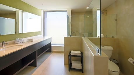 Suite King Size Bed