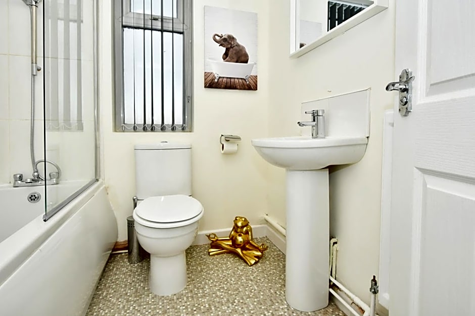 Townhouse @ Hall O Shaw Street Crewe