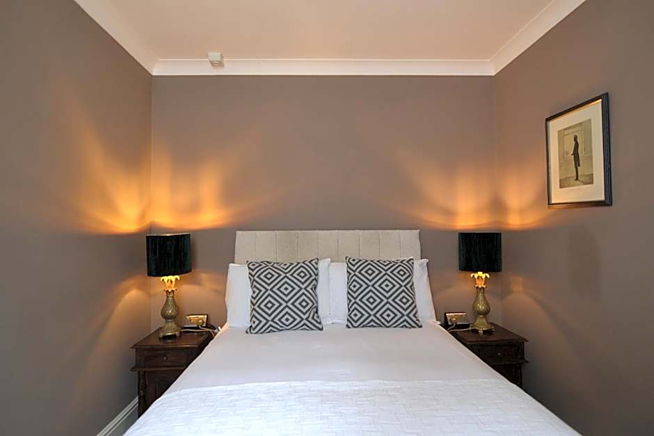 Angel and Royal Hotel