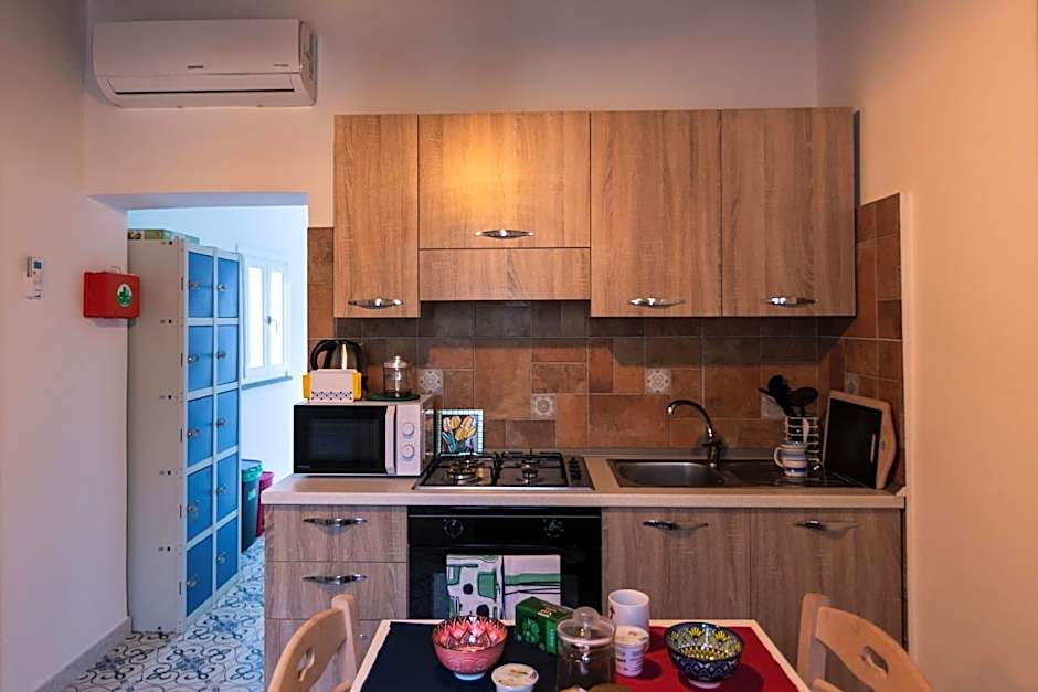 Palazzo ReSilente- Ostello