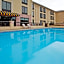 Holiday Inn Express & Suites Charlotte Arpt-Belmont By IHG