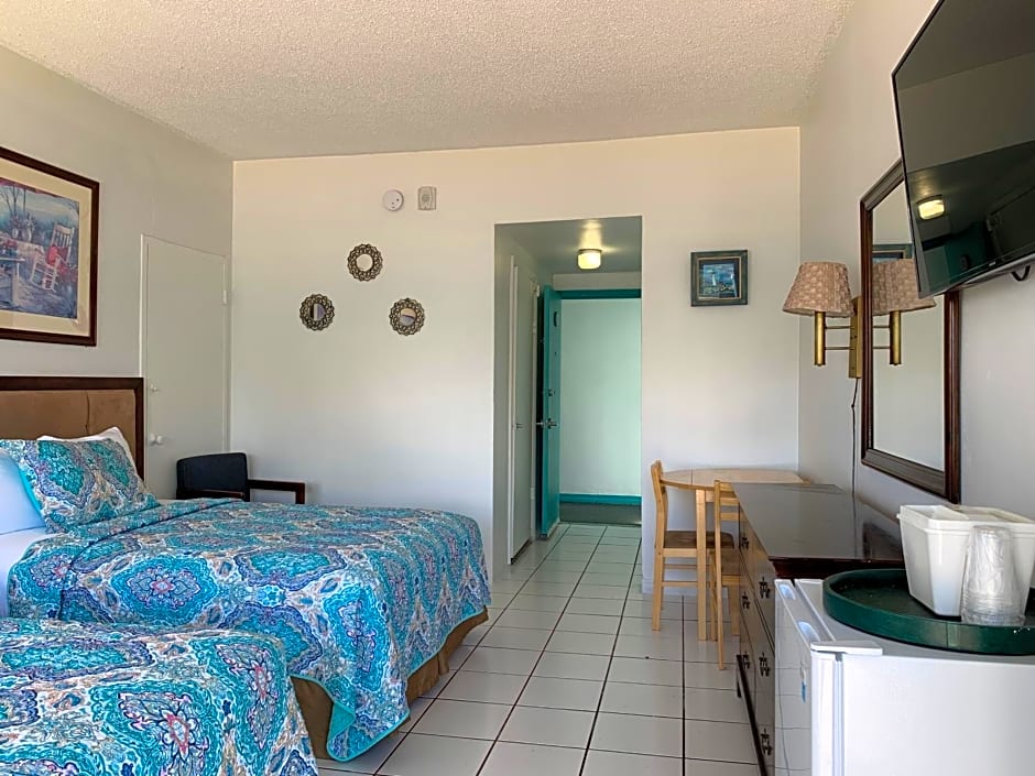 International Inn on the Bay
