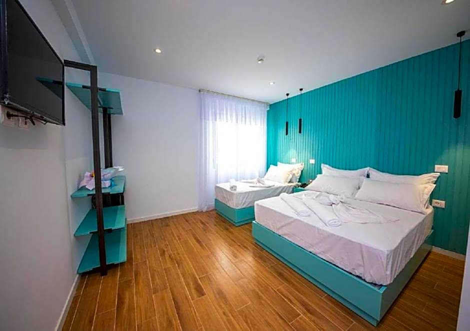 Photo 1 of 4 of Triple Room