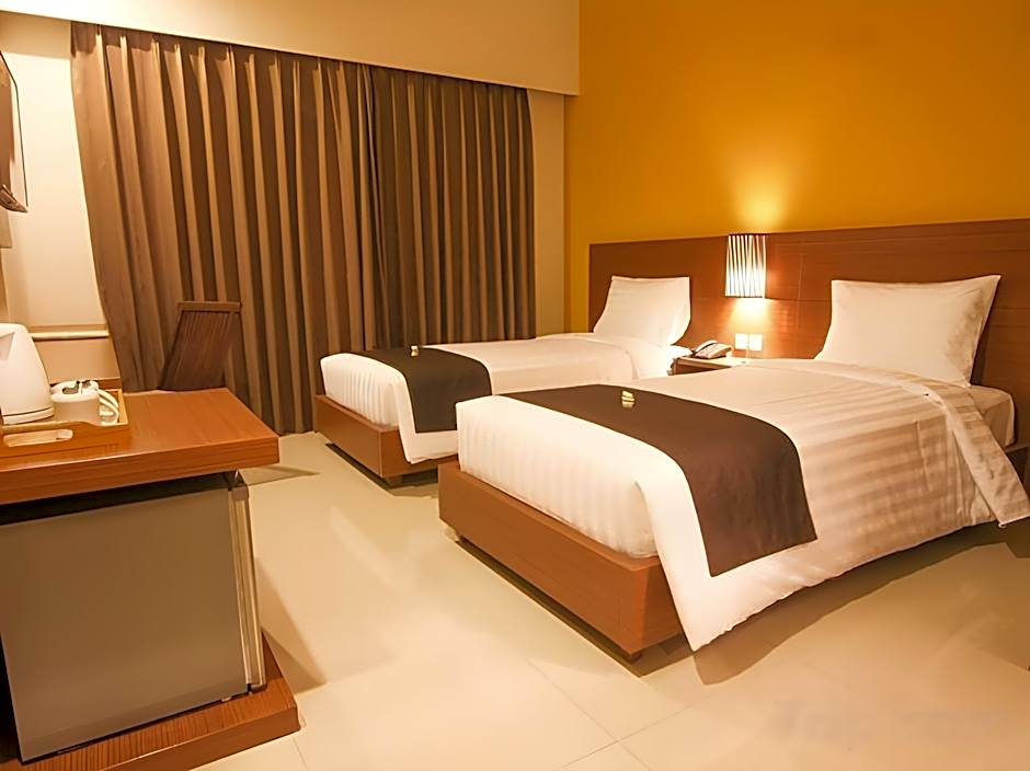 Bali Chaya Hotel Legian