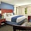 Bristol Harbor Inn