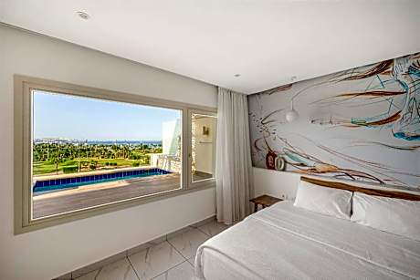 Penthouse Suite with plunge pool