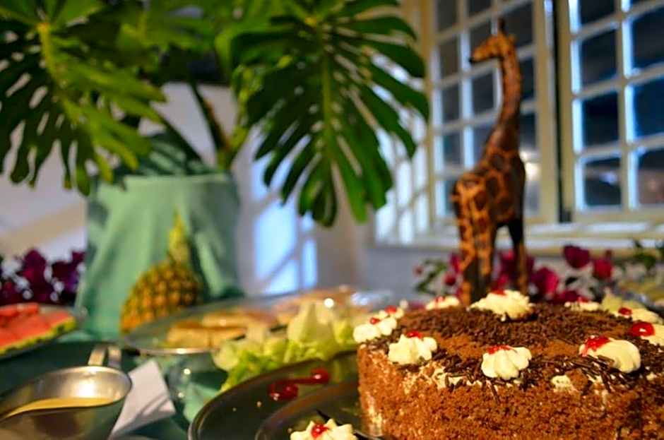 Jacaranda Lake Elementaita Lodge