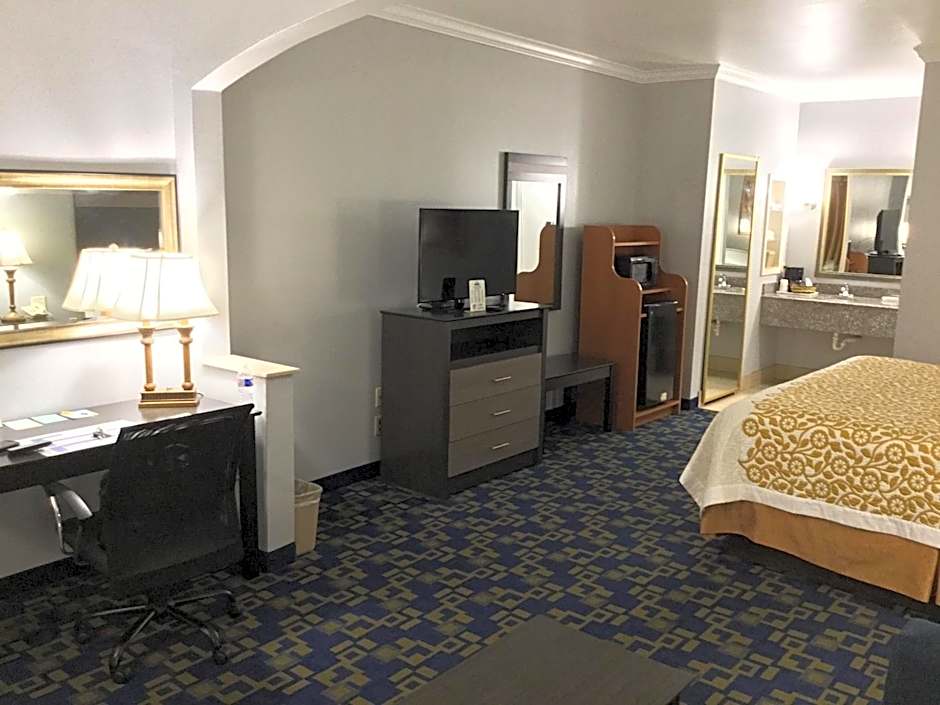 Days Inn by Wyndham Robstown