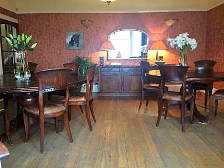Broom Lodge