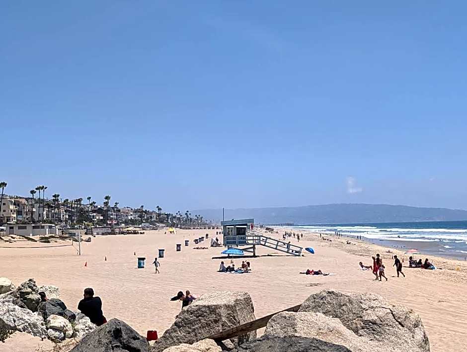 Ocean View Studio Manhattan Beach