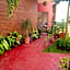 Hotel y Suites Los Encantos