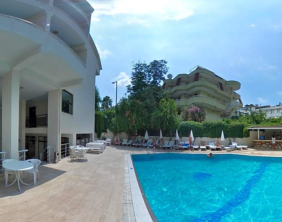 Kaftans City Hotel by RRH&R