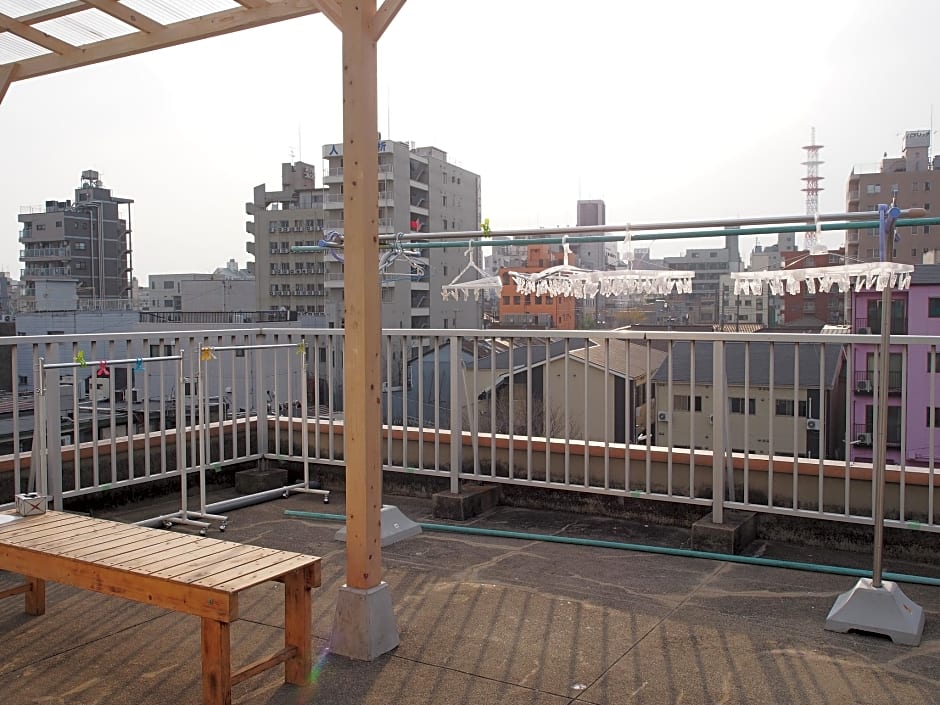 Kamagasaki University of the Arts Cafe Garden Guest House aka KAMAGEI