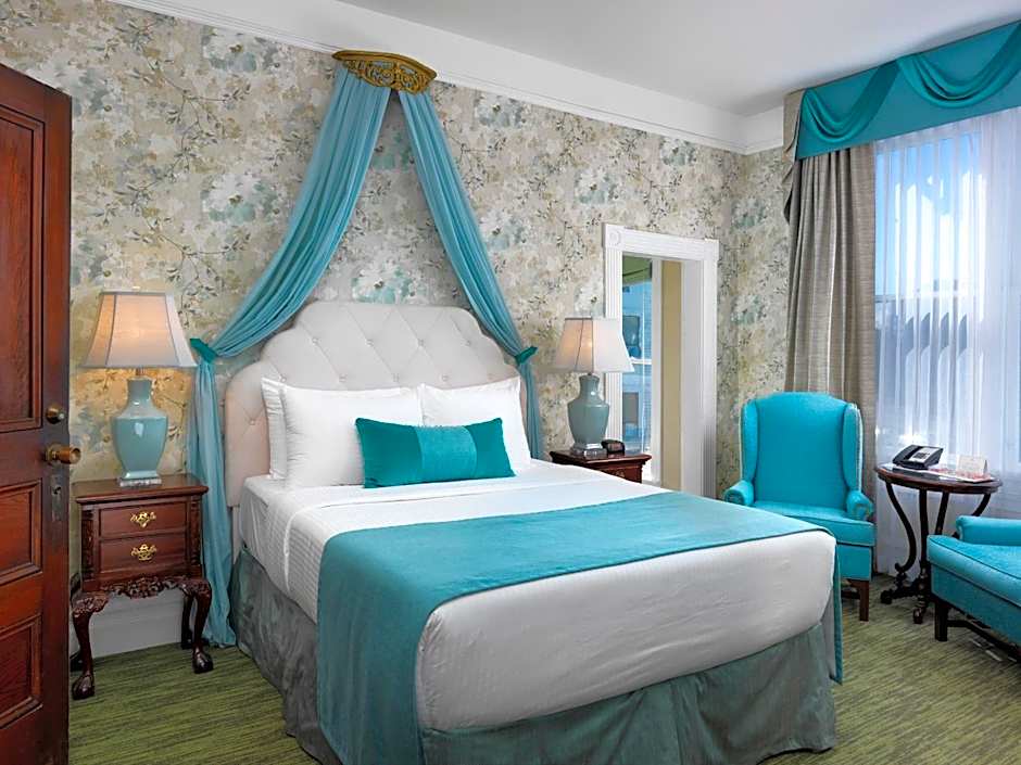 Pendray Inn and Tea House