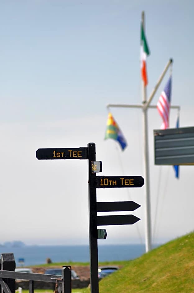 Quinlan & Cooke Boutique Townhouse and QCs Seafood Restaurant