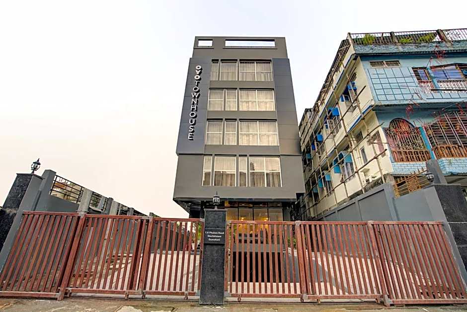 Eureka Grand by OYO Rooms – Guwahati, TX