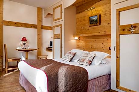Double or Twin Room with Balcony