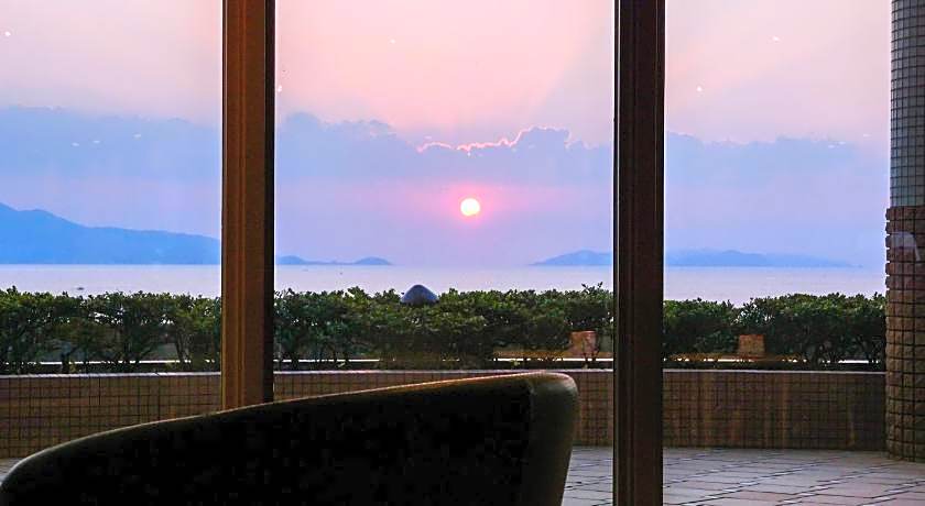 KAMENOI HOTEL GENKAINADA