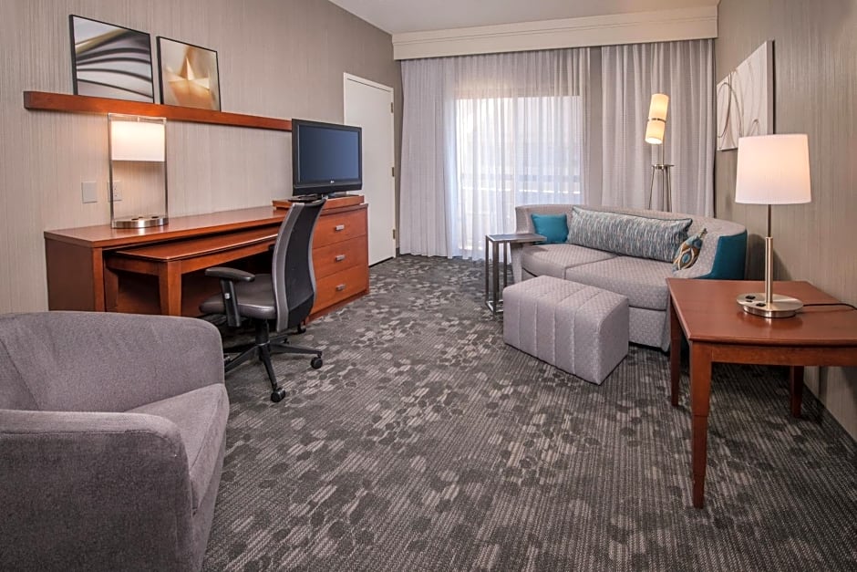 Courtyard by Marriott Dulles Airport Chantilly