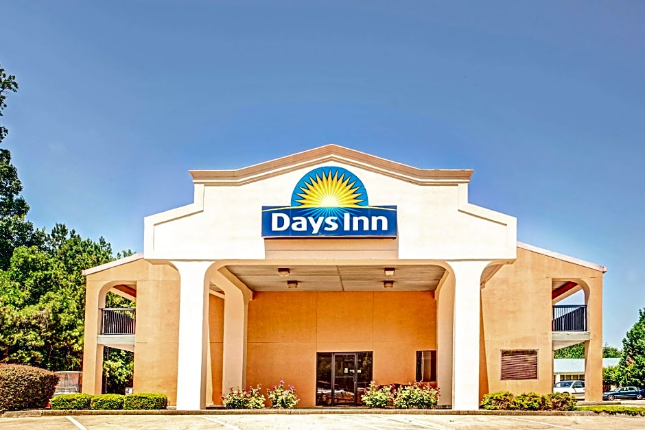Days Inn by Wyndham Kennesaw