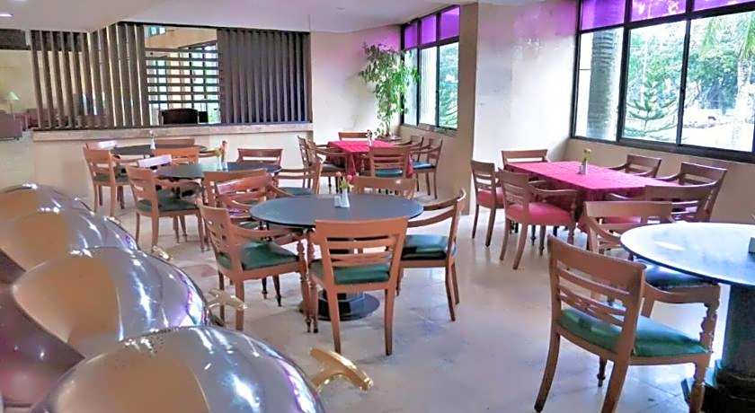 Hotel Ratu Mayang Garden