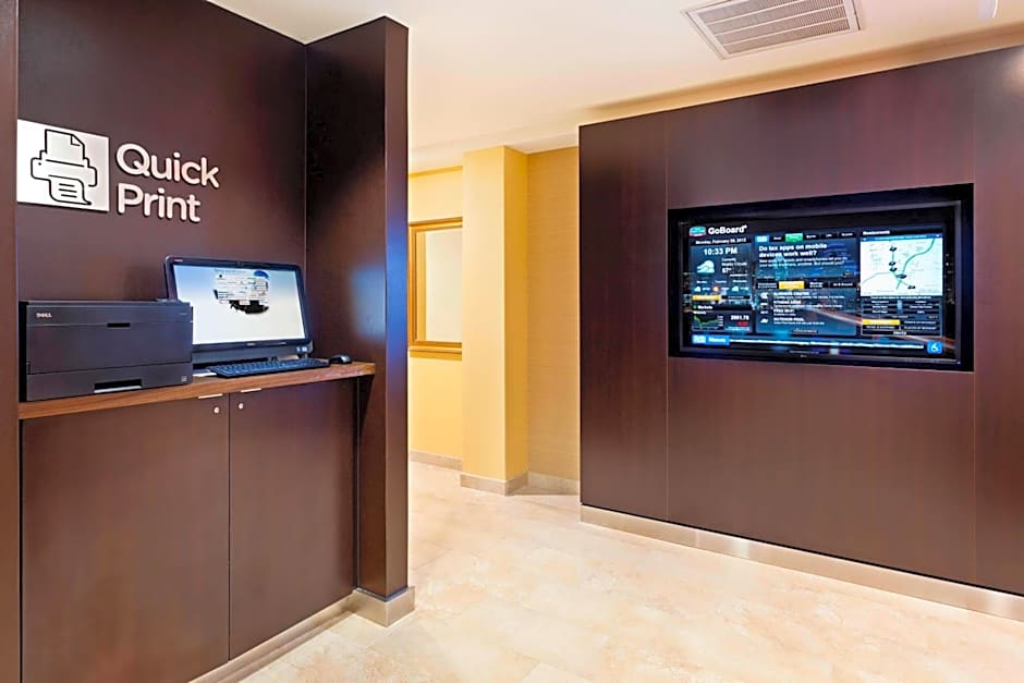 Courtyard by Marriott Austin The Domain Area