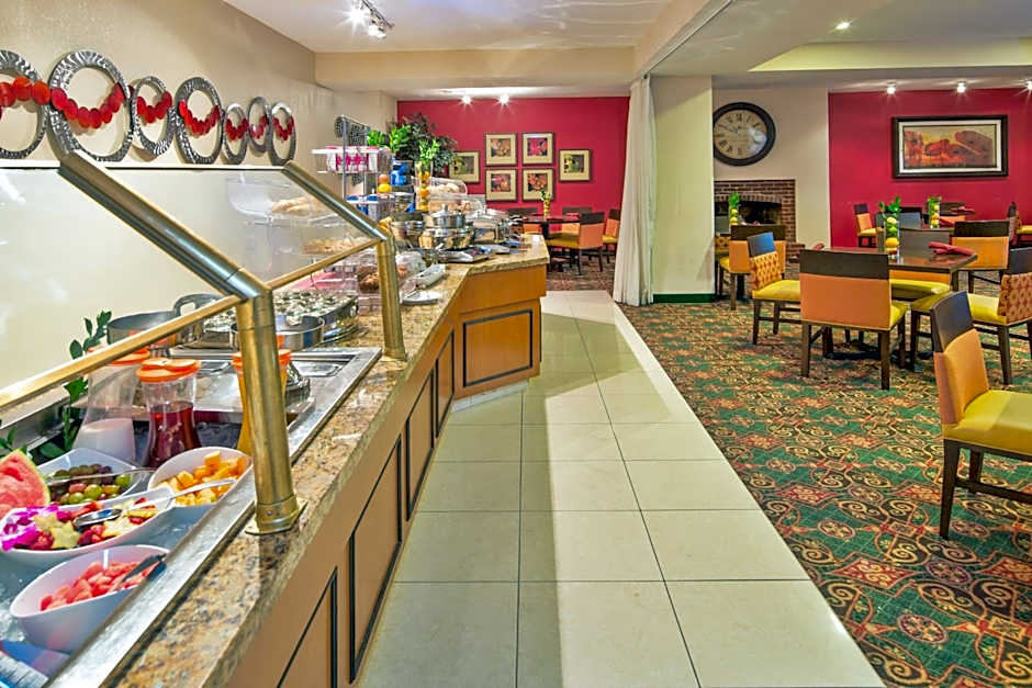 Holiday Inn Nashua, an IHG Hotel