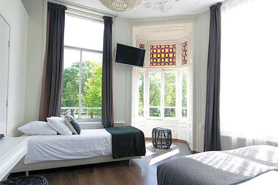 Quentin Amsterdam Hotel