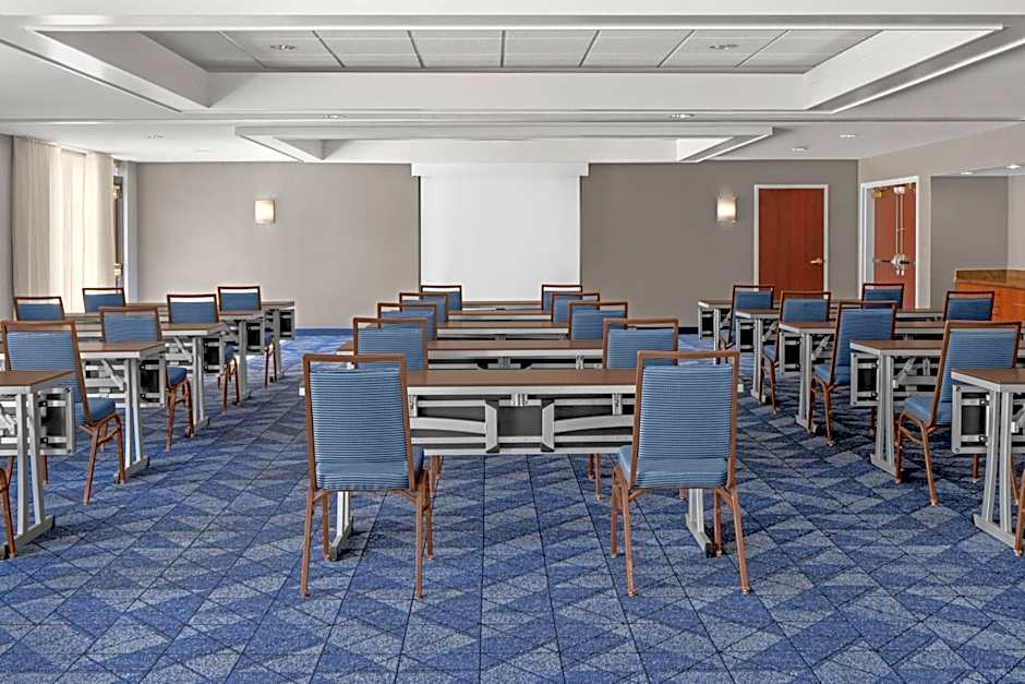 Courtyard by Marriott San Diego Central