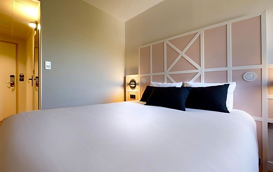 Mercure Rouen Centre Champ de Mars