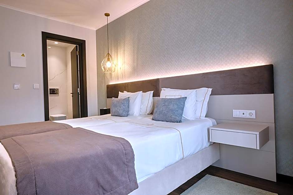 Duplo Charme Boutique Hotel