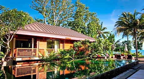 Dhevatara Beach Hotel