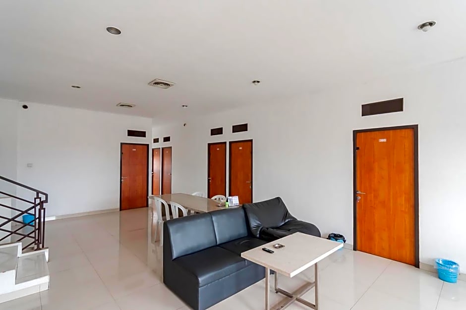 KoolKost near Alun Alun Kota Bandung 2 - Male Only