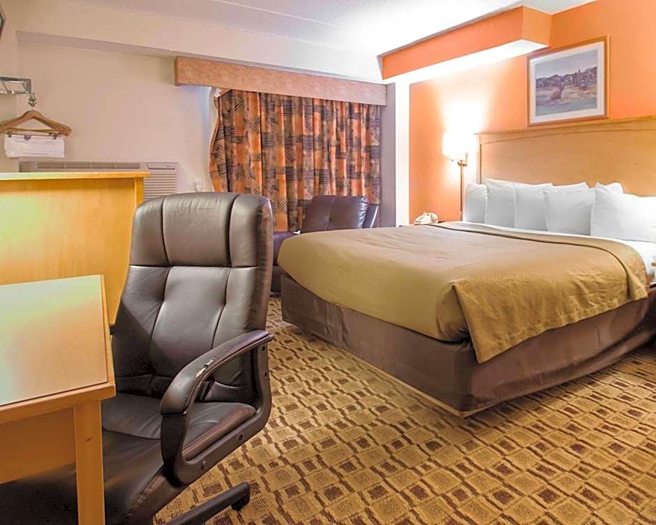 Econo Lodge Downtown North