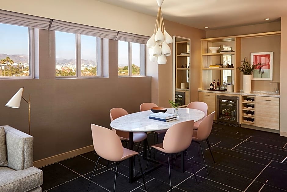 Kimpton Hotel Wilshire By IHG