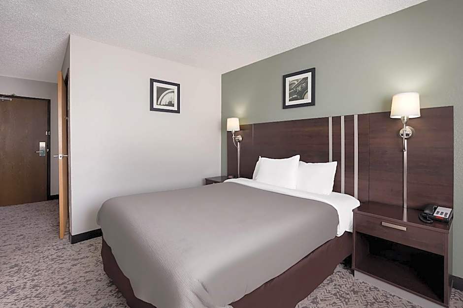 Quality Inn Hall Of Fame