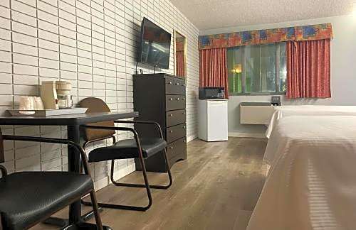 Travelodge by Wyndham Winnipeg Airport