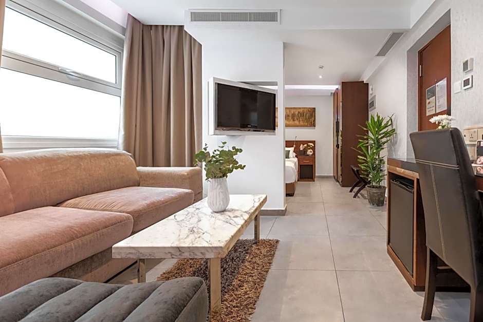 Achilleos City Hotel