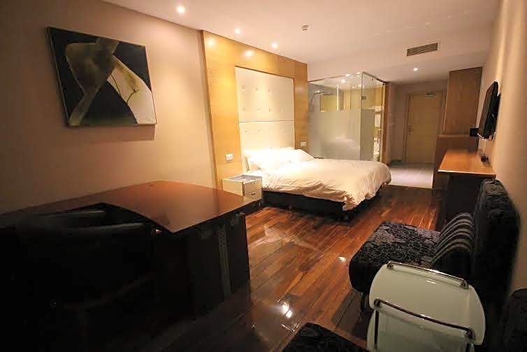 Menoir Dorsett Madrid Leganés