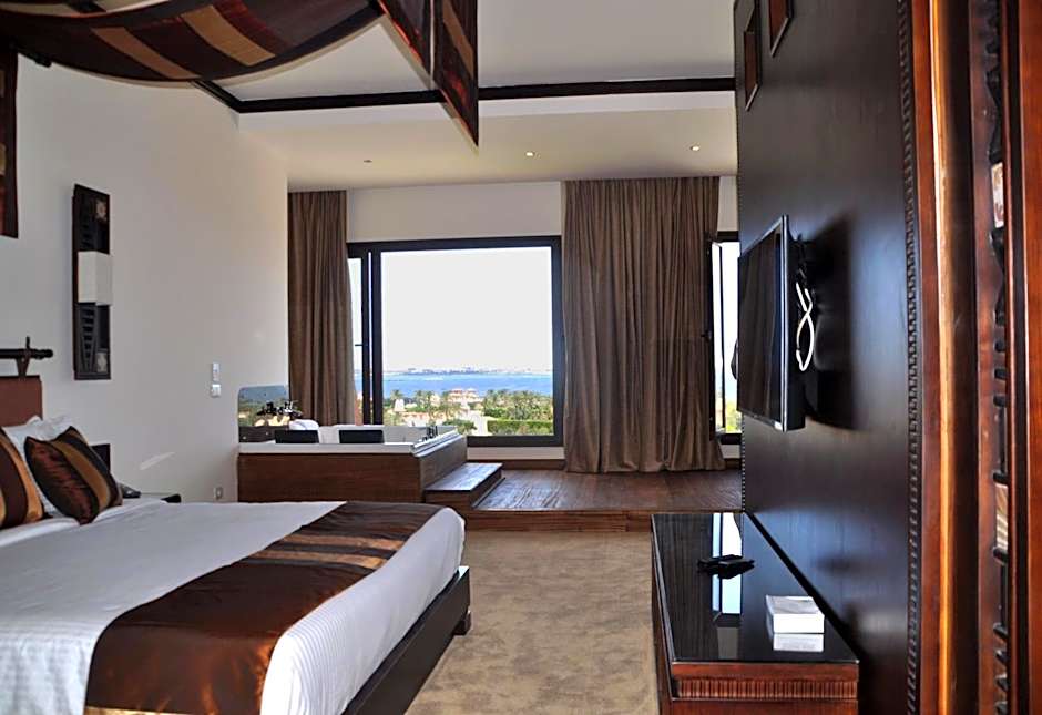 Africana Hotel & Spa