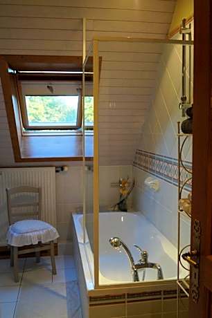 Double Room with Private External Bathroom