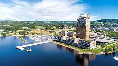 Wood Hotel by Frich's