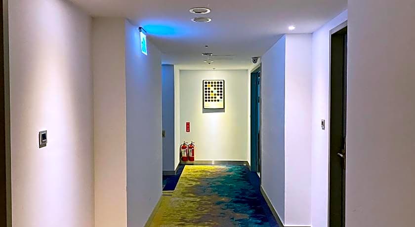 Fengjia JinRui Hotel