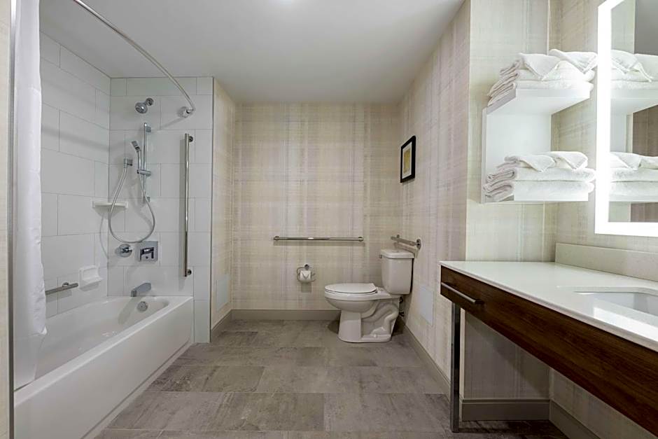 Hampton Inn By Hilton & Suites Charlottetown, PE