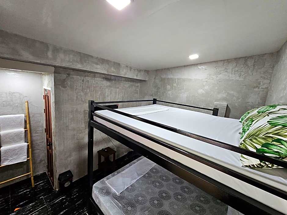 Acacia Sunset Village Inn