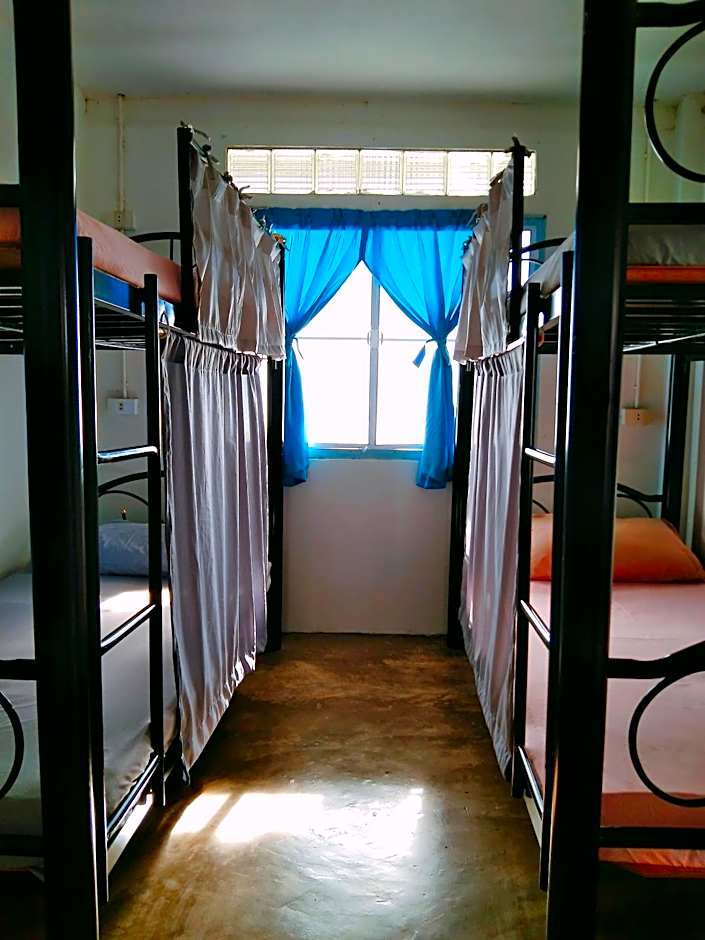 The Dreamcatcher Hostel Nathon SamuiSunset