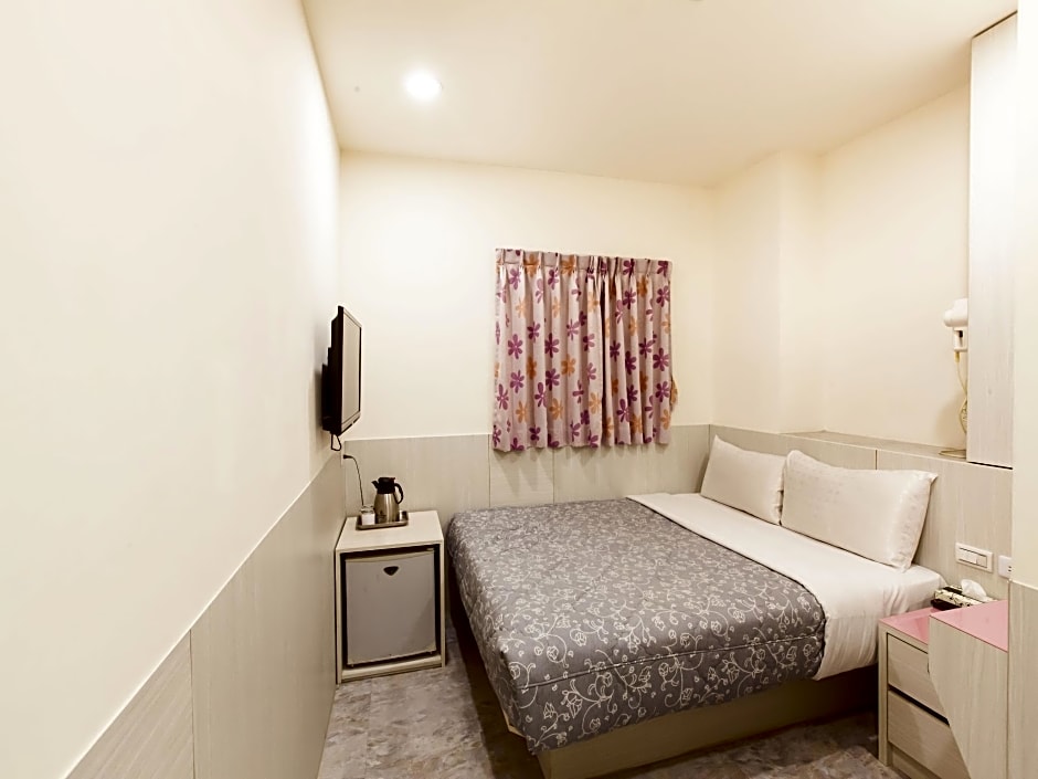 Ruei Gung Business Hotel