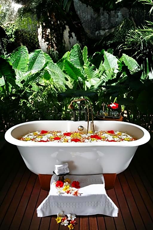 Anantara Maia Seychelles Villas