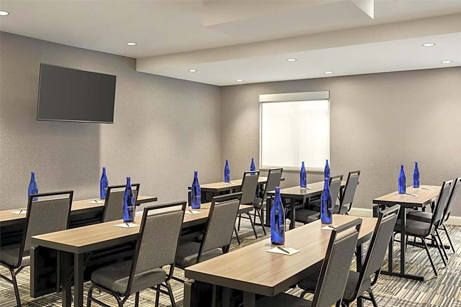 Homewood Suites by Hilton Burlington