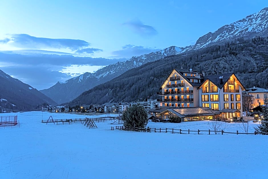 Hotel Sant'Orso - Mountain Lodge & Spa